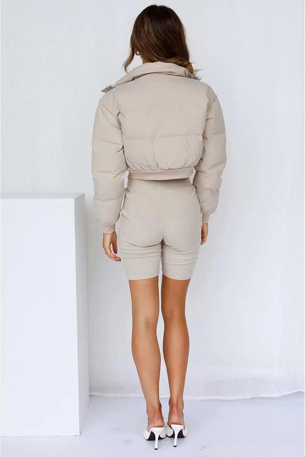 Uaneo Womens Cropped Puffer Jacket Stand Collar Zip Up Winter Padded Down Coats
